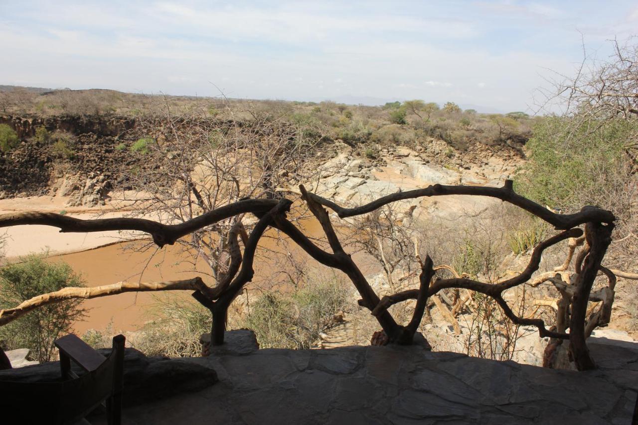 Lion'S Cave Camp, Samburu Villa Archers Post Exterior foto