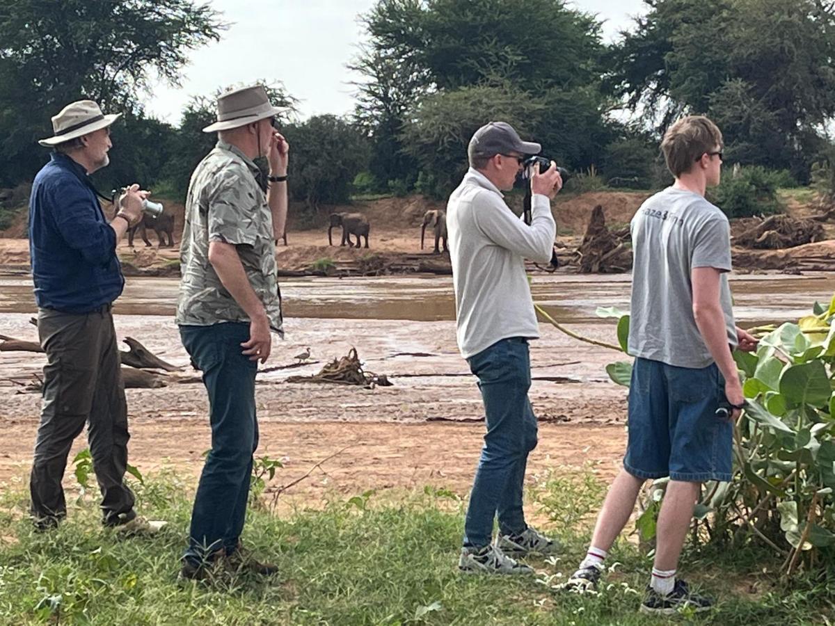 Lion'S Cave Camp, Samburu Villa Archers Post Exterior foto