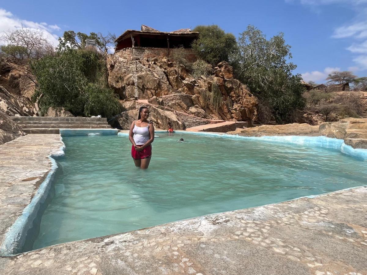 Lion'S Cave Camp, Samburu Villa Archers Post Exterior foto