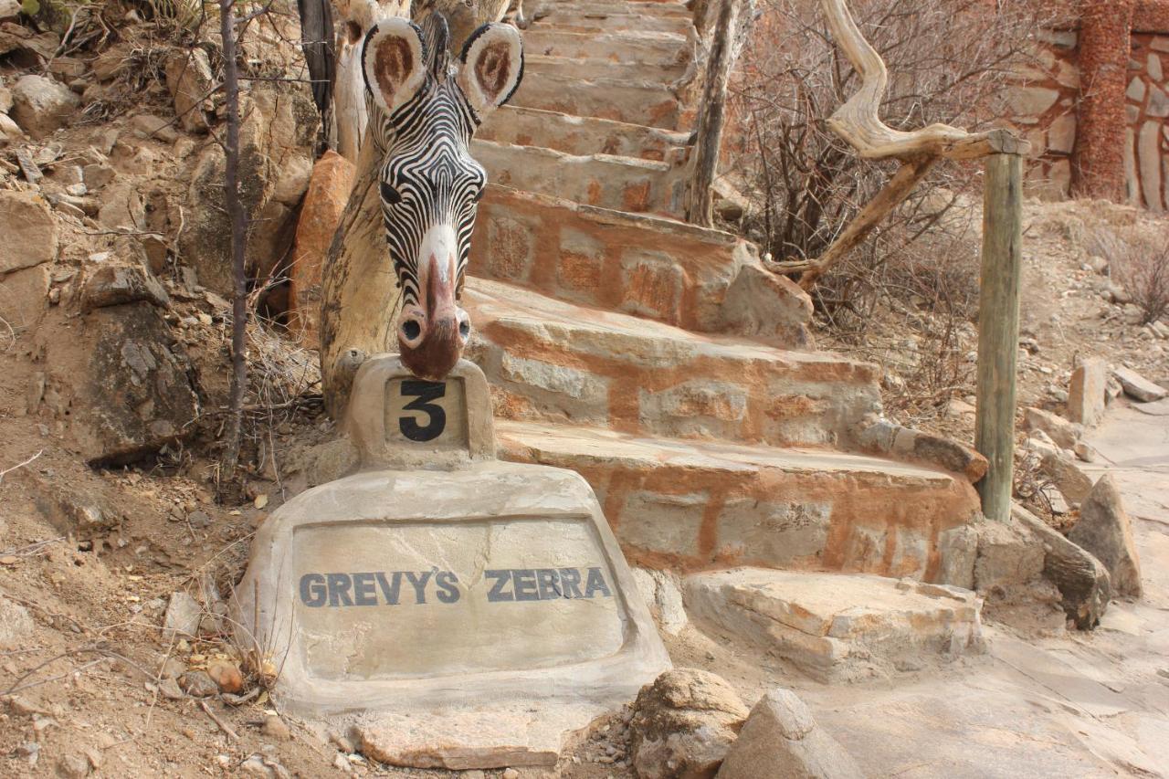 Lion'S Cave Camp, Samburu Villa Archers Post Exterior foto